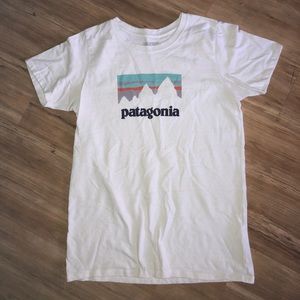 PATAGONIA graphic t-shirt